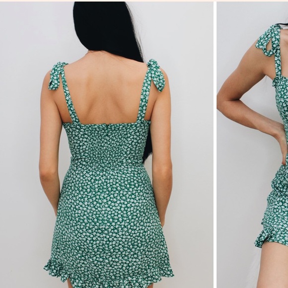 Dress - Picture 3 of 5